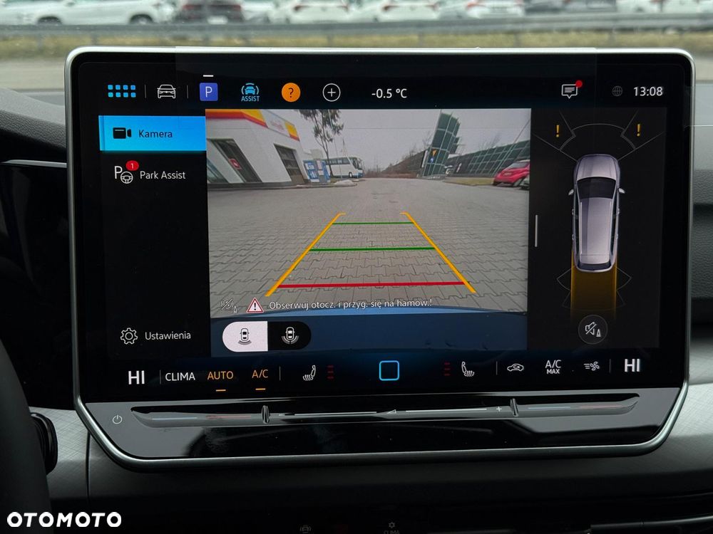 Volkswagen Golf - 22