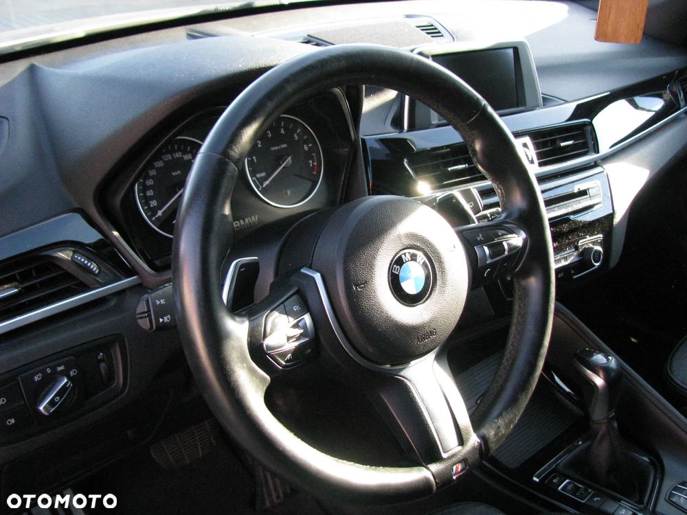 BMW X1 - 13