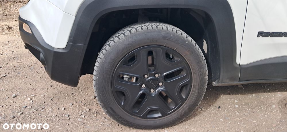 Jeep Renegade - 10