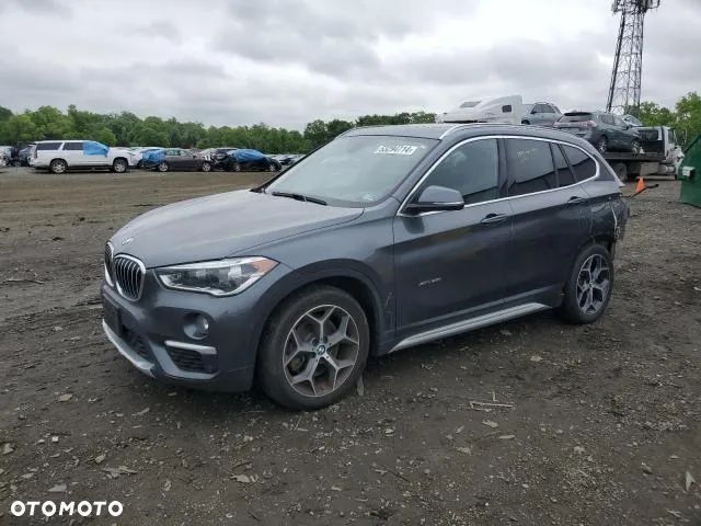 BMW X1 - 1