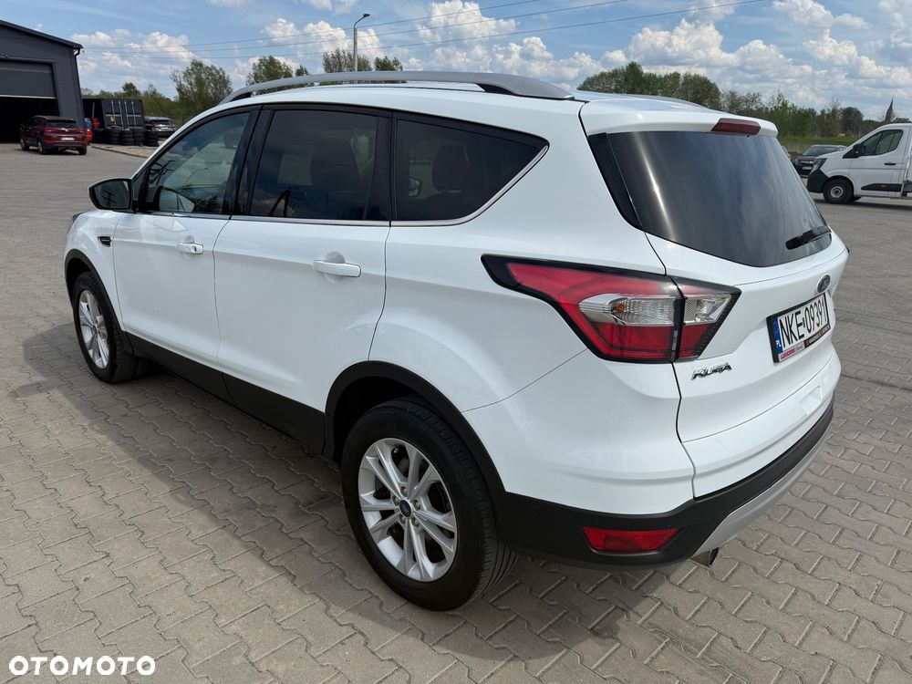 Ford Kuga 1.5 EcoBoost 2x4 Titanium - 5