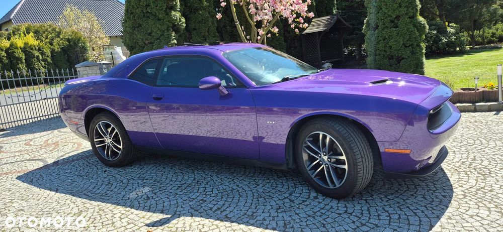 Dodge Challenger - 7