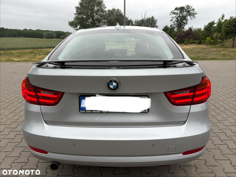 BMW Seria 3 318d - 10