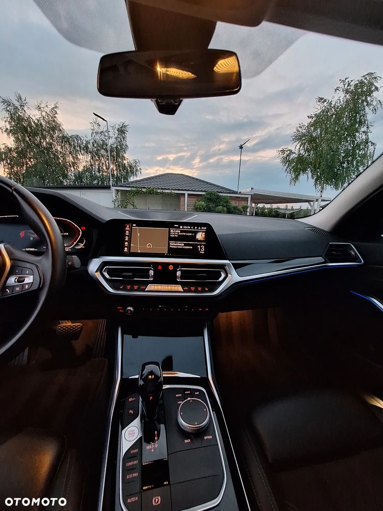 BMW Seria 3 320d MHEV Sport Line - 15