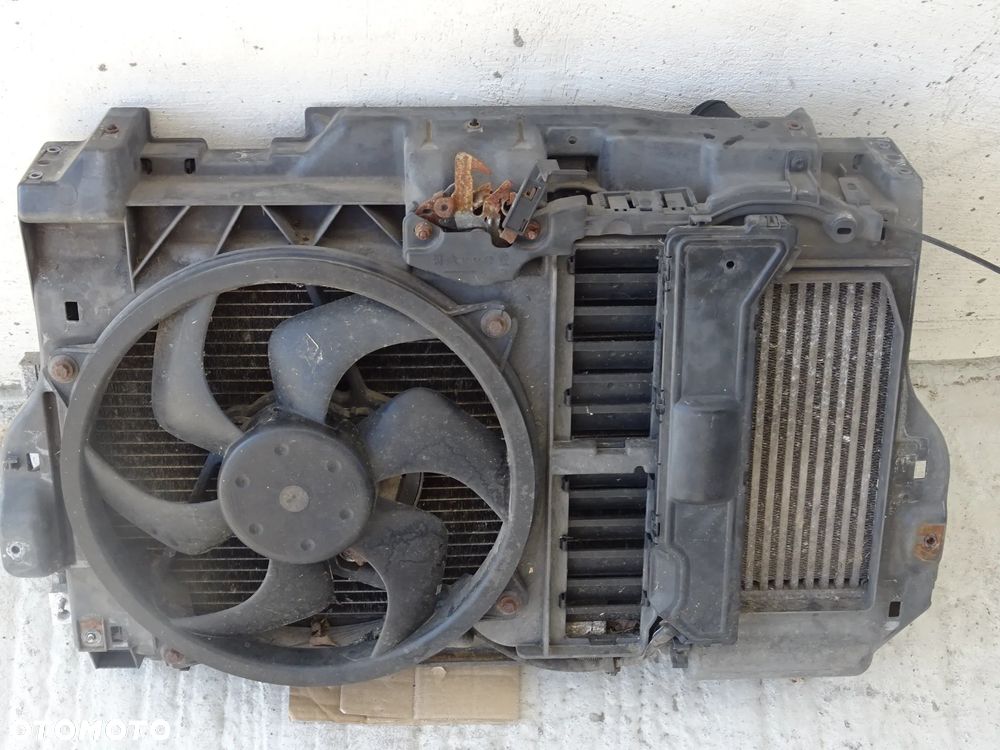 Peugeot 407 2,0 HDI 1,6 pas przedni wzmocnienie chłodnice wentylator - 6