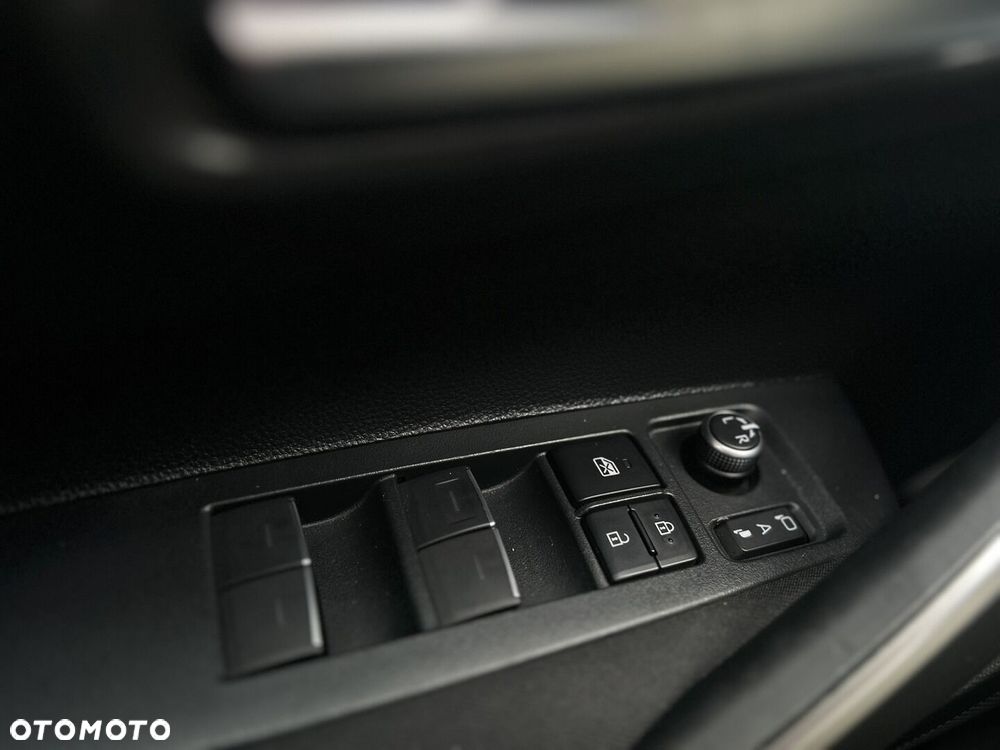 Toyota Corolla 1.8 Hybrid Comfort - 35