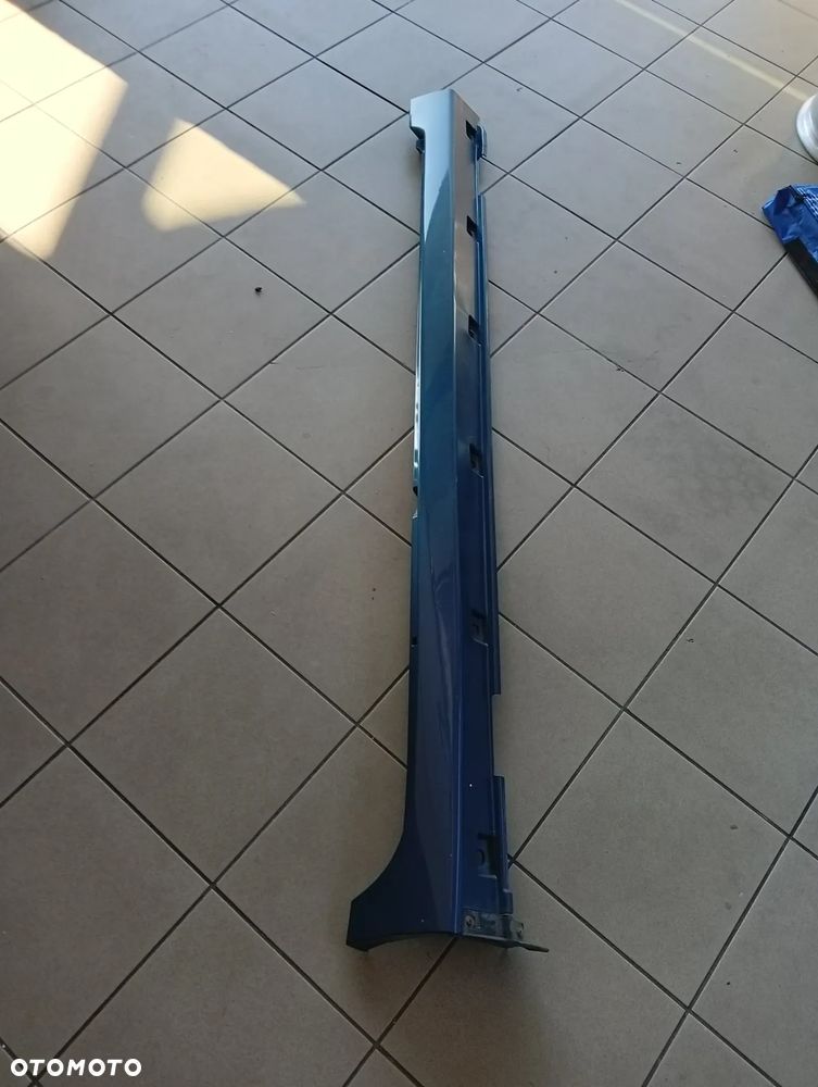 Suzuki Baleno II LISTWA PROGOWA PRAWA - 1