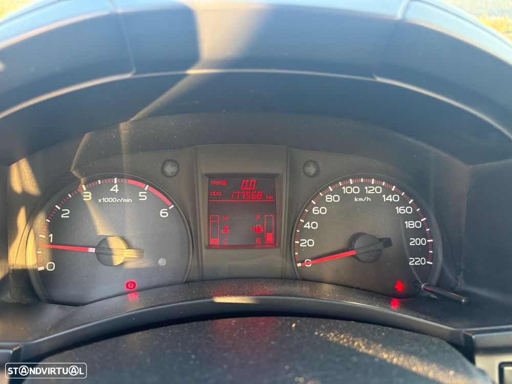 Isuzu D-Max ver-1-9-jtd-hlx - 15