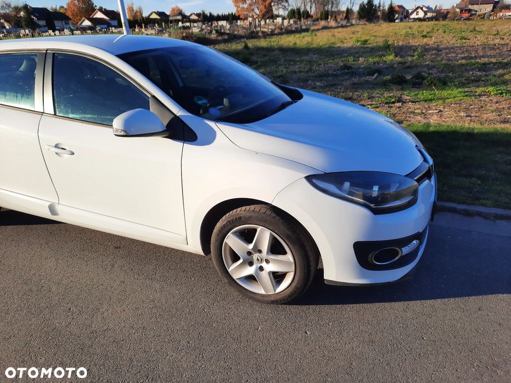 Renault Megane ENERGY TCe 115 Start & Stop Authentique - 9