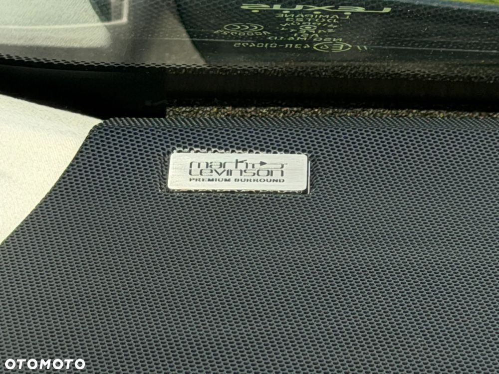 Lexus RX 450h Omotenashi - 21