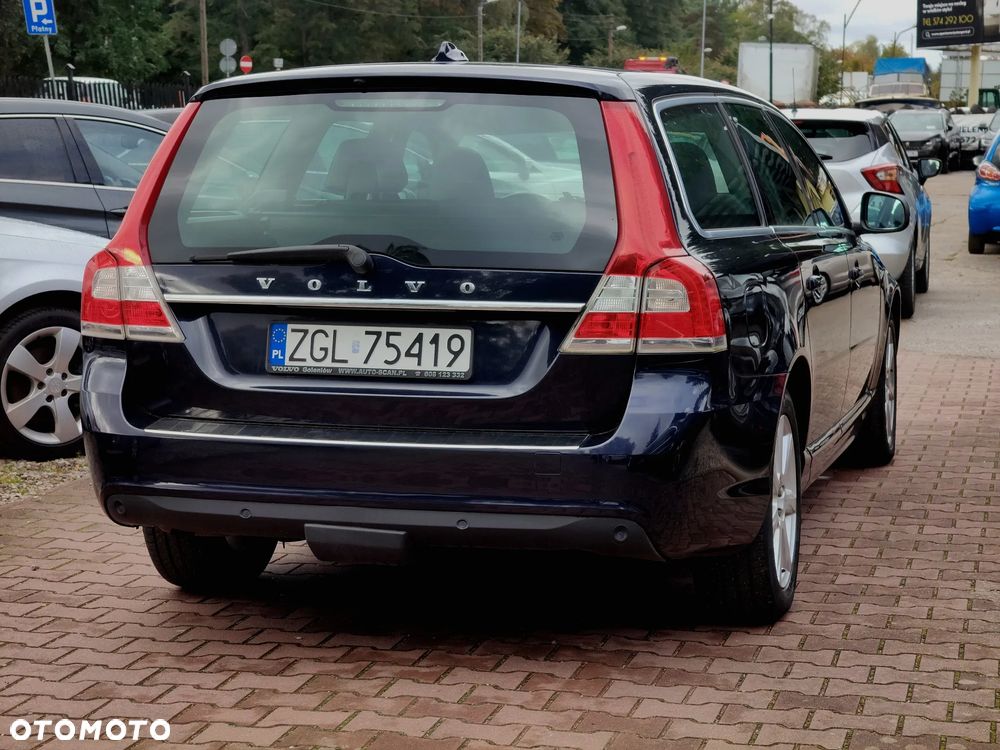 Volvo V70 2015 photo 5