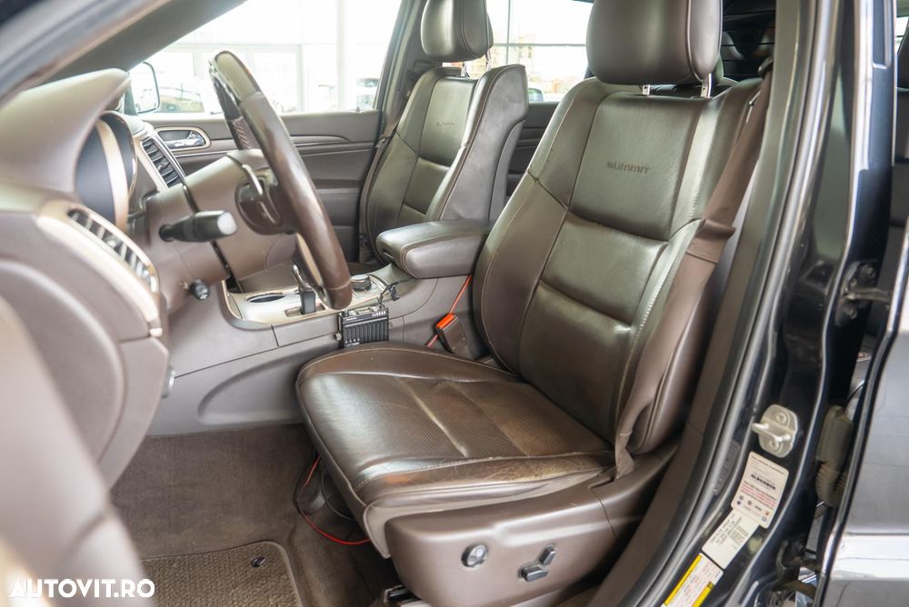 Jeep Grand Cherokee - 17
