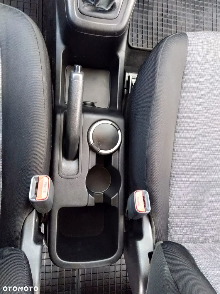 Kia Venga 1.4 L - 19