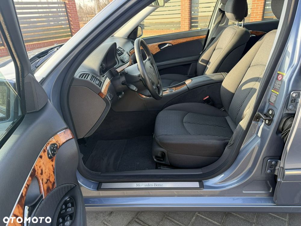 Mercedes-Benz Klasa E 200 Kompressor Automatik Elegance - 8