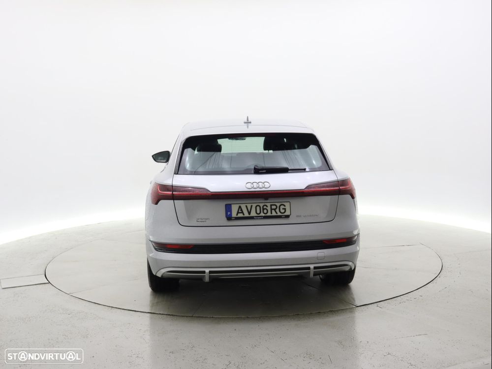 Audi e-tron 55 quattro S line - 5