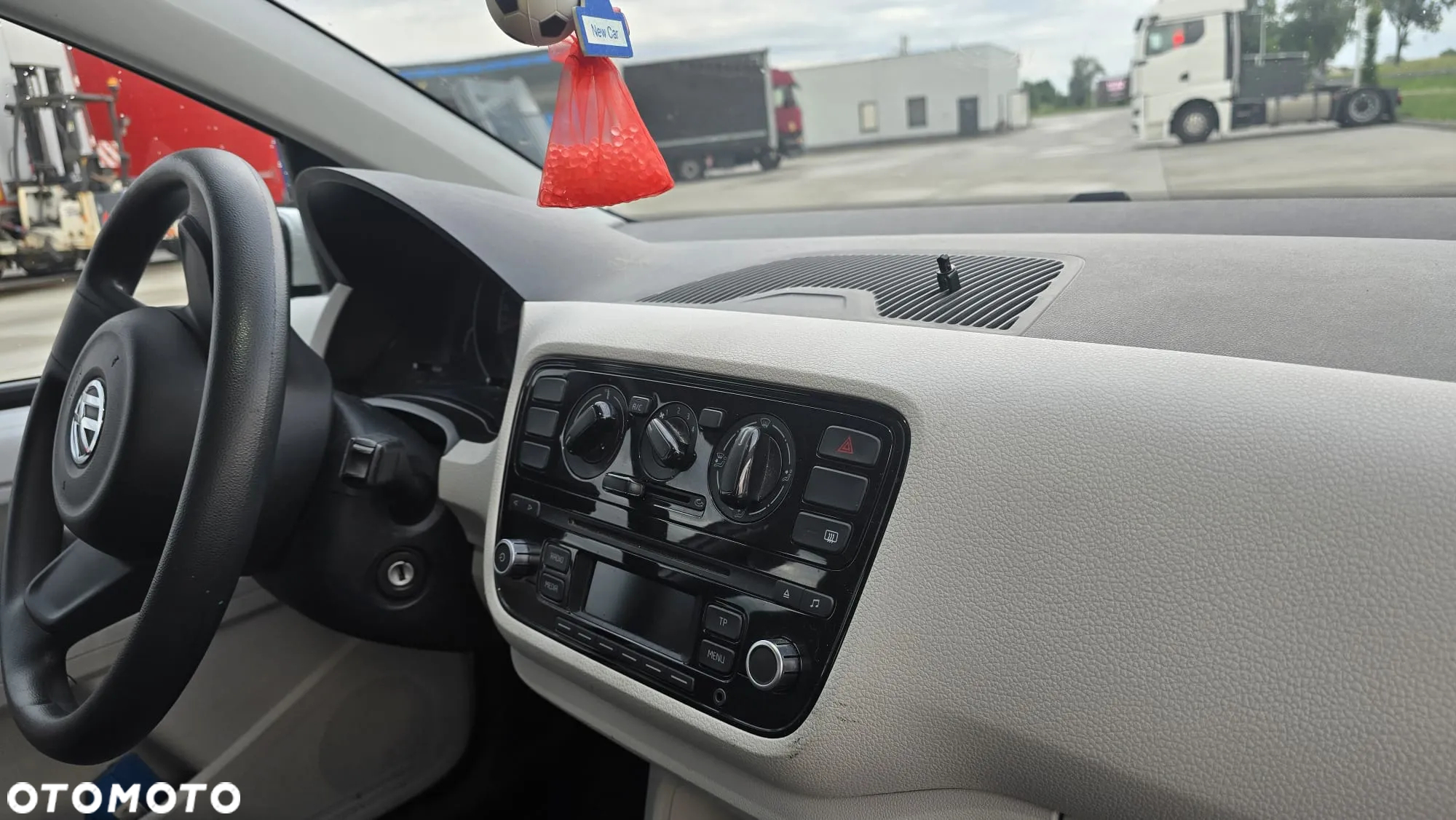 Volkswagen up! 1.0 move - 5
