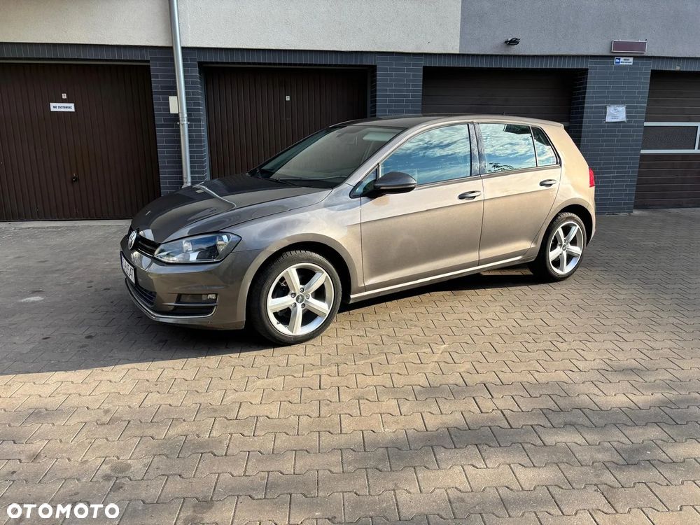 Volkswagen Golf 1.6 TDI BlueMotion Technology Comfortline - 11