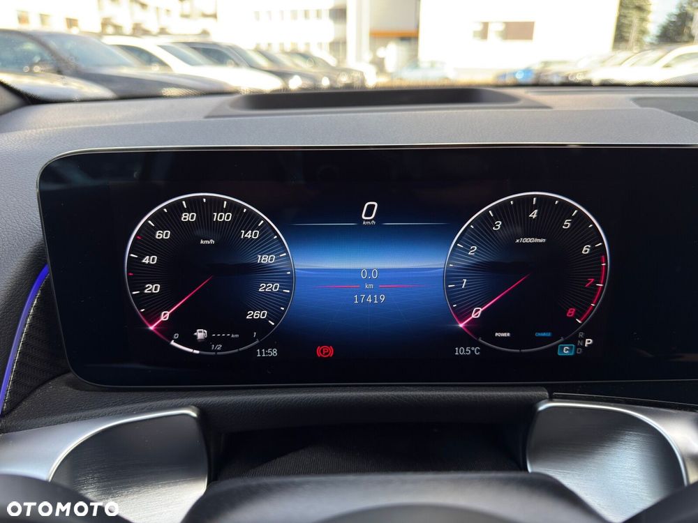 Mercedes-Benz GLB 200 AMG Line 7G-DCT - 33