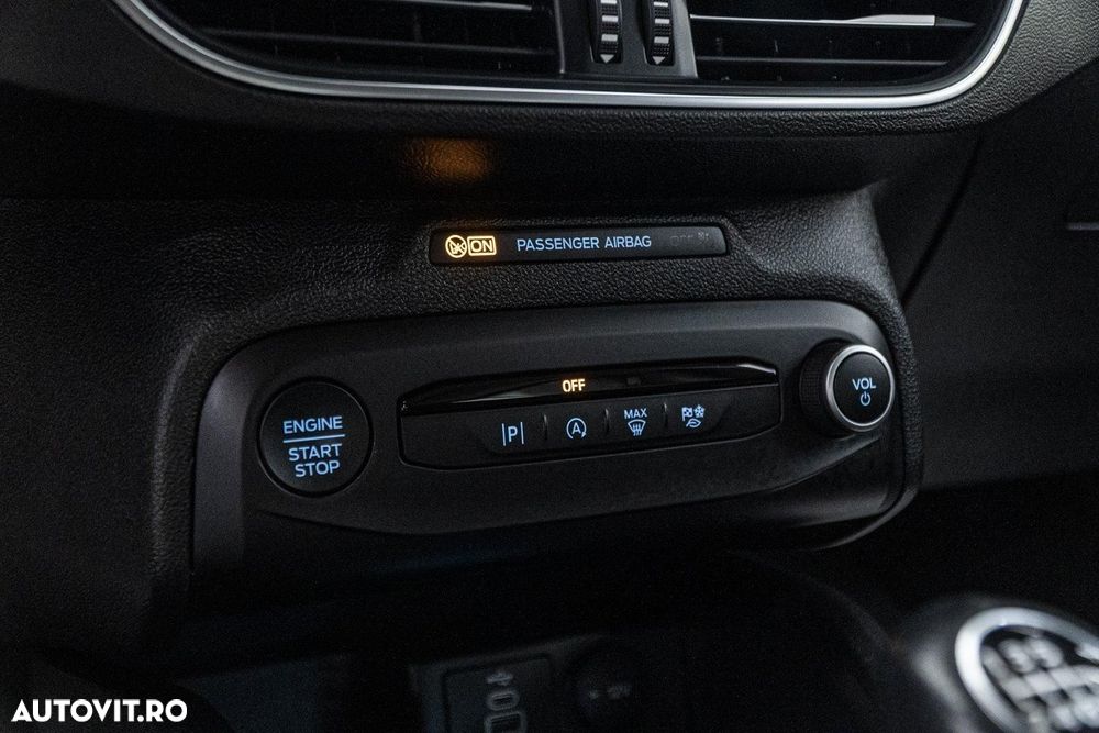 Ford Focus 1.0 EcoBoost Titanium - 12