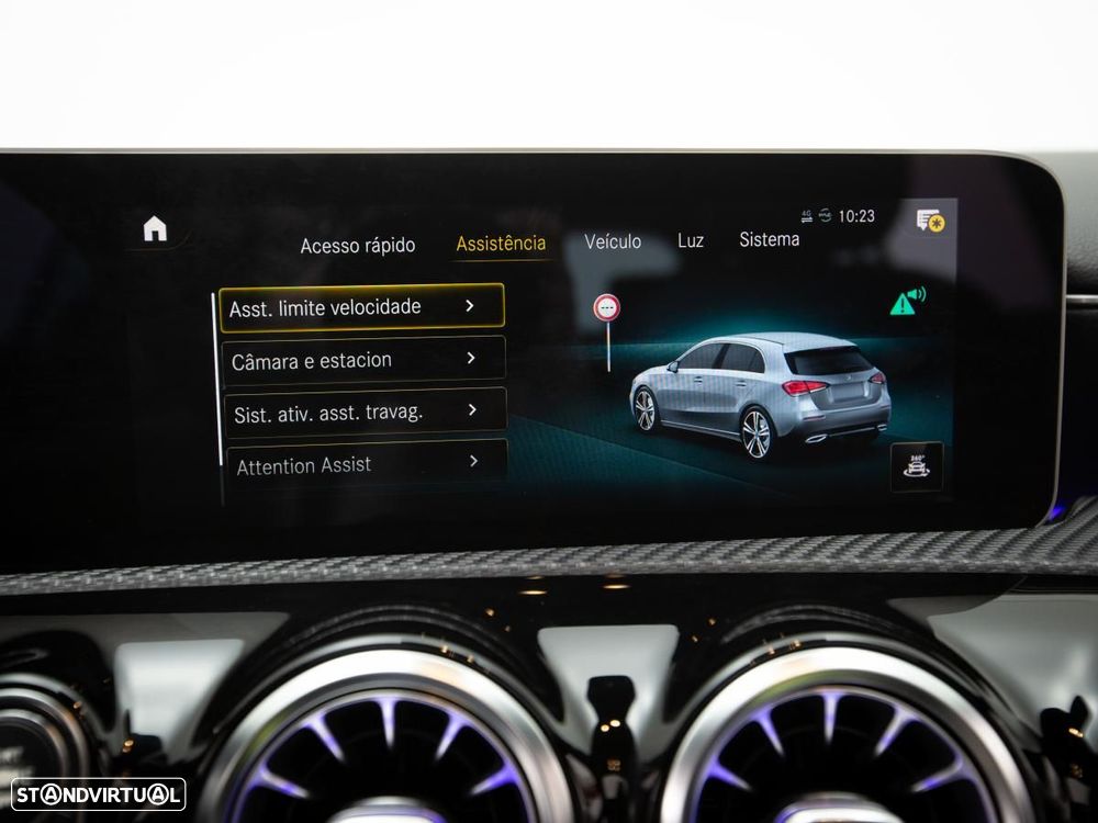 Mercedes-Benz A 180 d Style Plus Aut. - 30