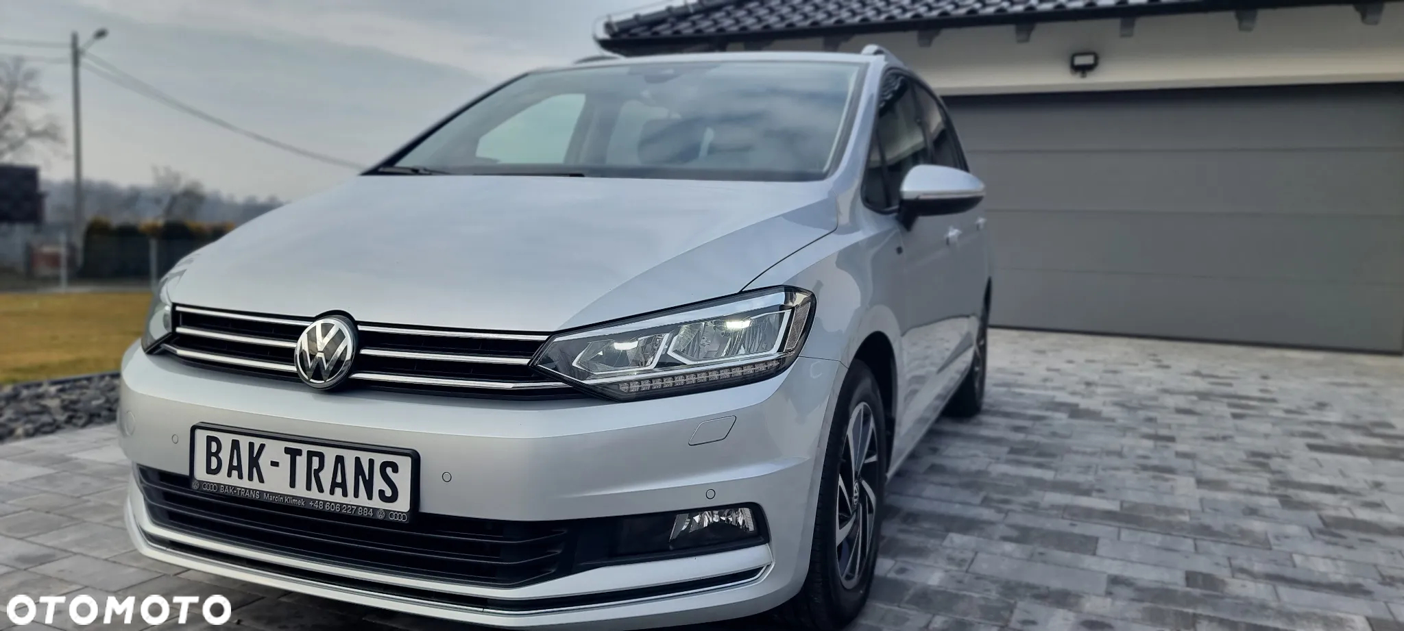 Volkswagen Touran 2.0 TDI SCR DSG Join - 32