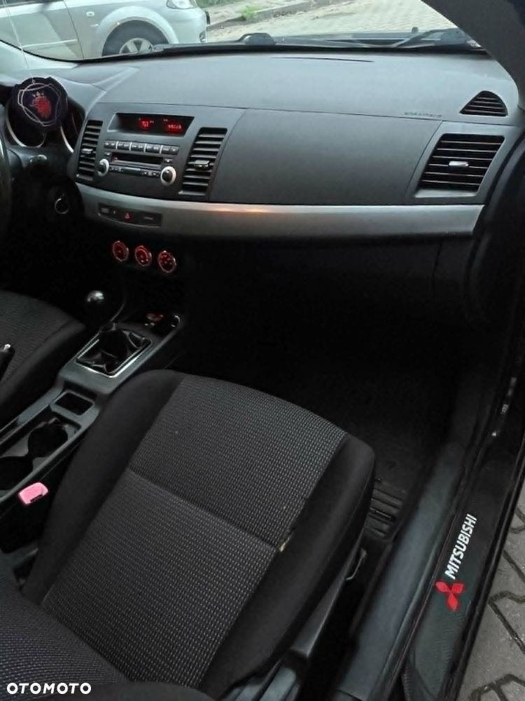 Mitsubishi Lancer 1.8 Invite LPG - 13
