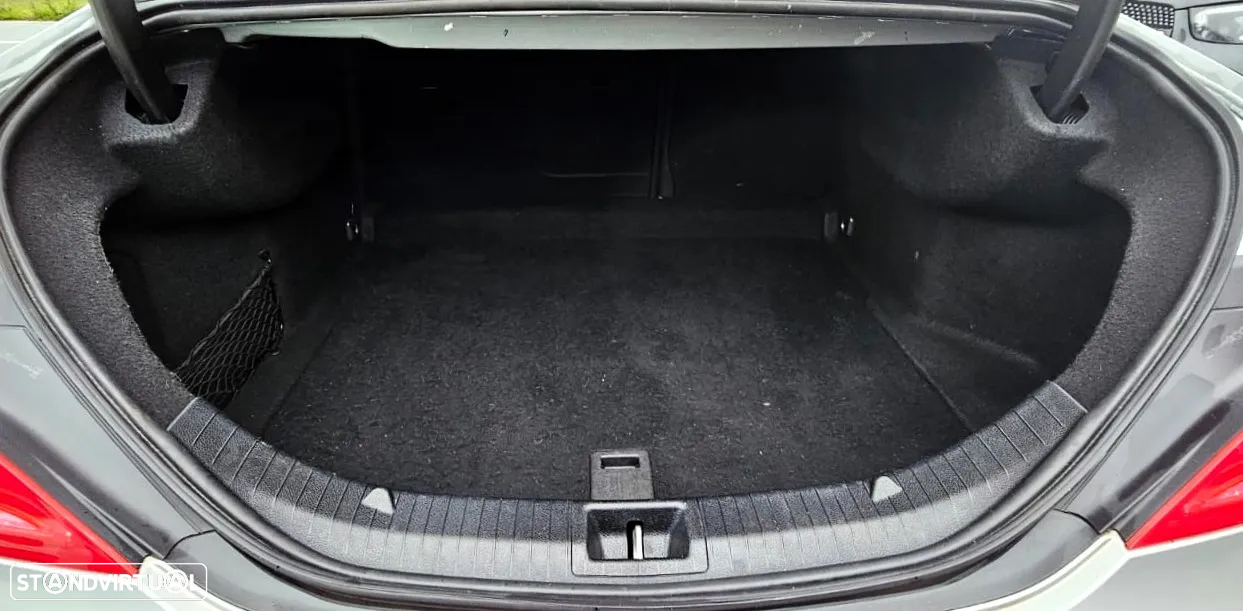 Mercedes-Benz CLA 45 AMG 4Matic 7G-DCT - 22