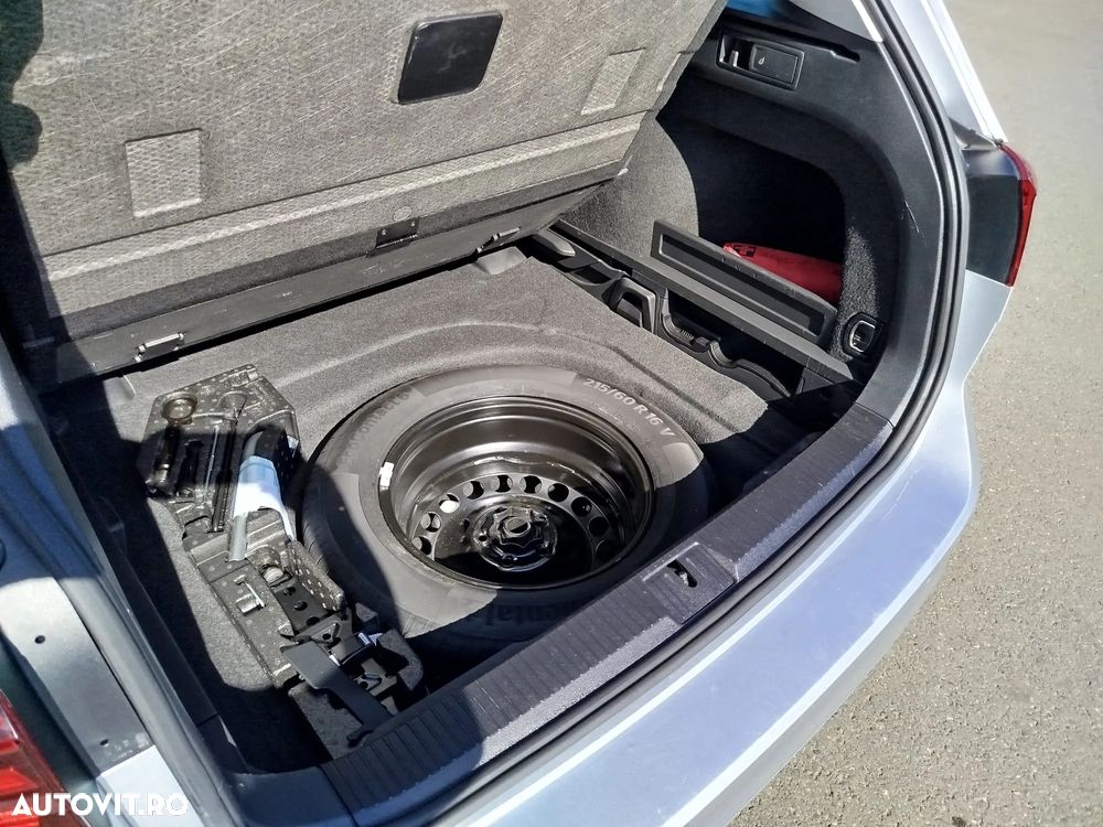 Volkswagen Passat - 15