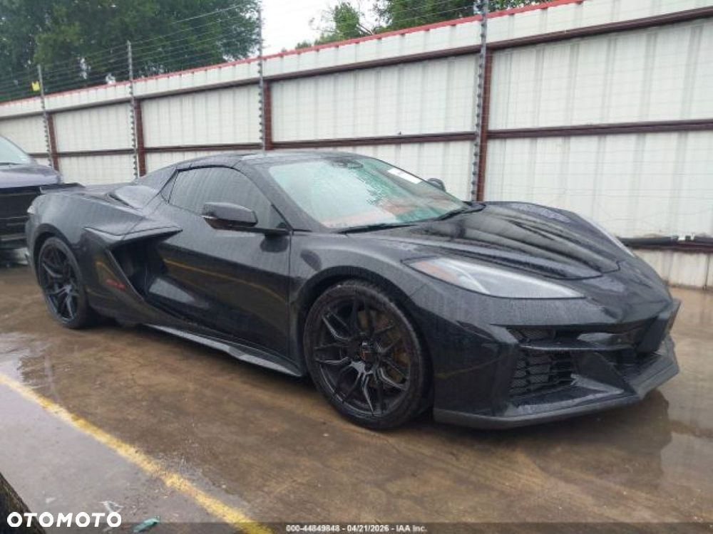 Chevrolet Corvette - 6