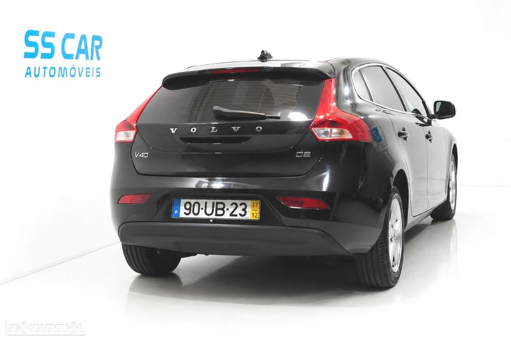 Volvo V40 2.0 D2 Momentum - 6