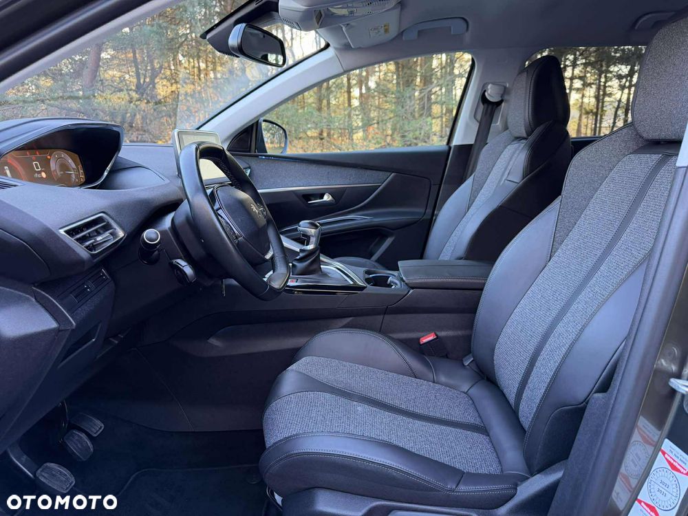Peugeot 5008 1.5 BlueHDi Allure S&S - 24
