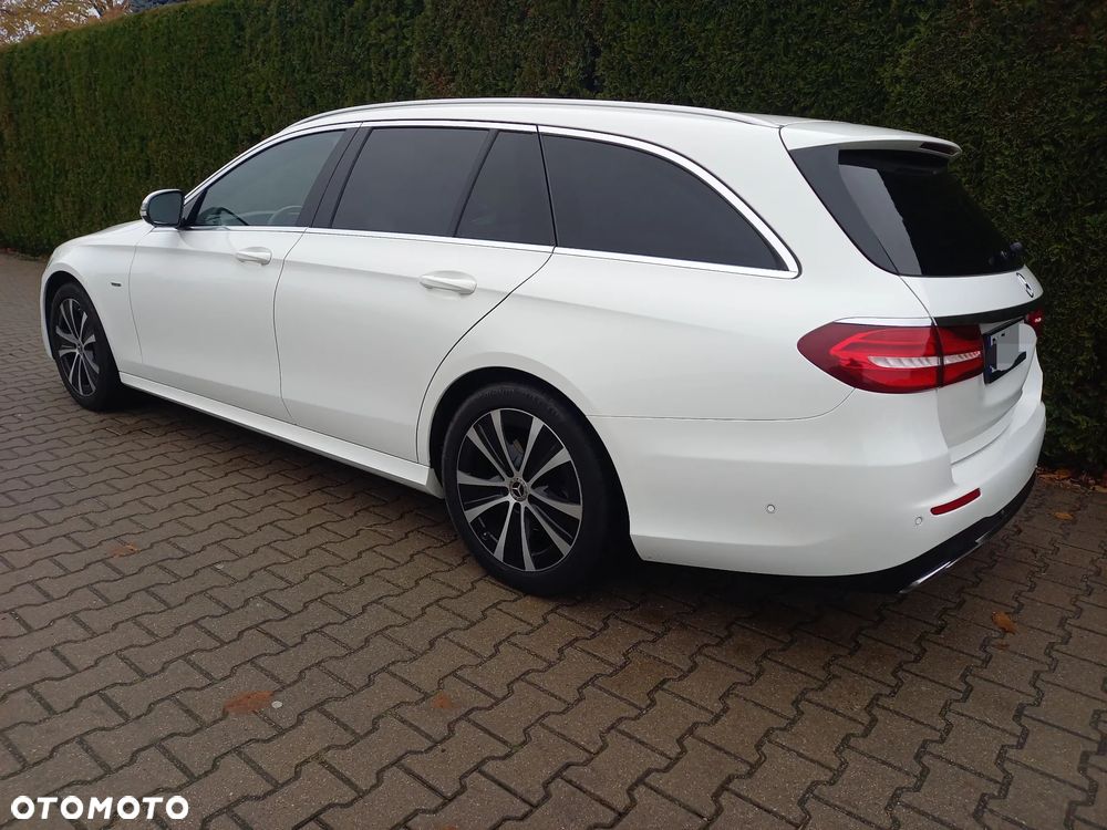 Mercedes-Benz Klasa E 300 d 9G-TRONIC AMG Line - 13