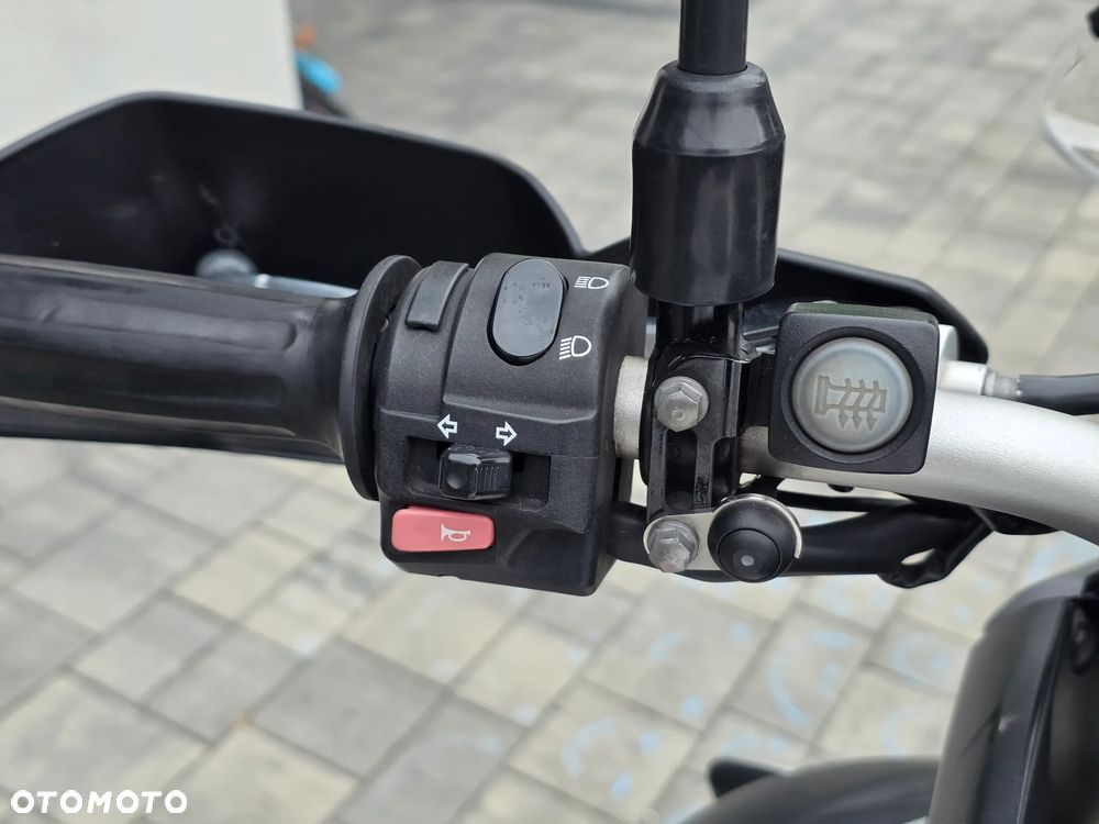Triumph Tiger - 15