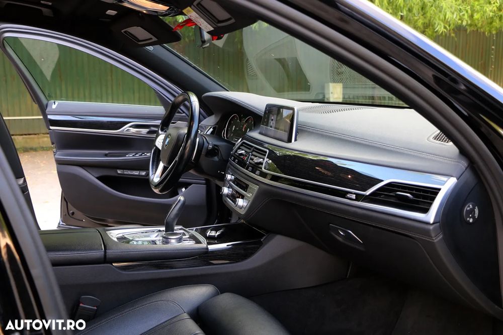 BMW Seria 7 730d xDrive - 17