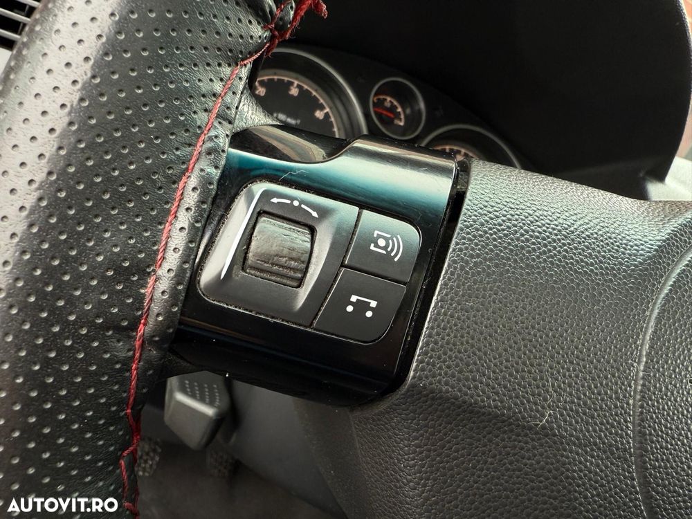 Opel Astra 1.7 CDTI DPF Cosmo - 21