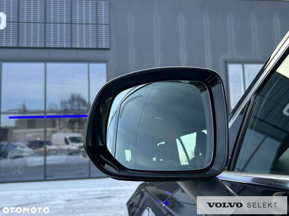 Volvo XC 90 - 12