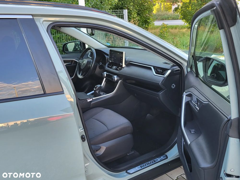 Toyota RAV4 2.5 Hybrid Comfort 4x2 - 6