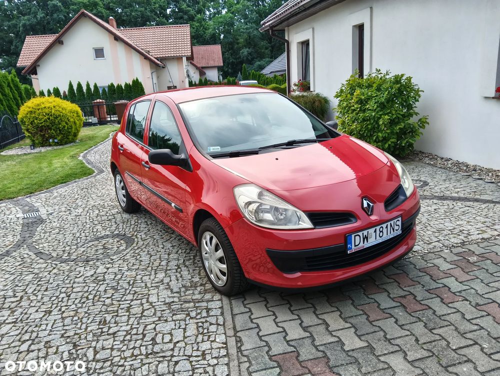 Renault Clio 1.2 16V Expression - 4
