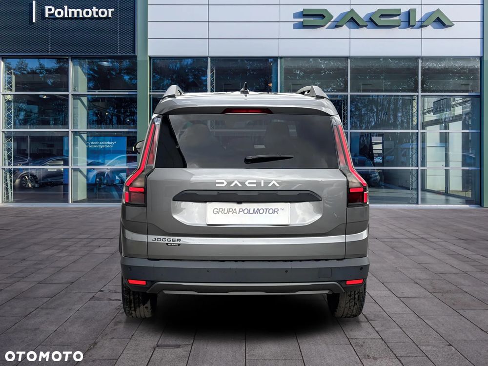 Dacia Jogger 1.8 Full Hybrid 155 Journey MMT 7os - 6