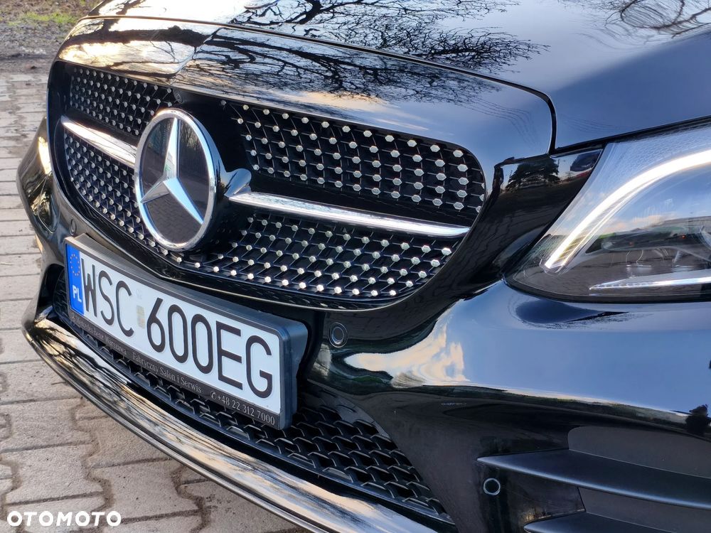 Mercedes-Benz Klasa C 300 d 9G-TRONIC AMG Line - 20