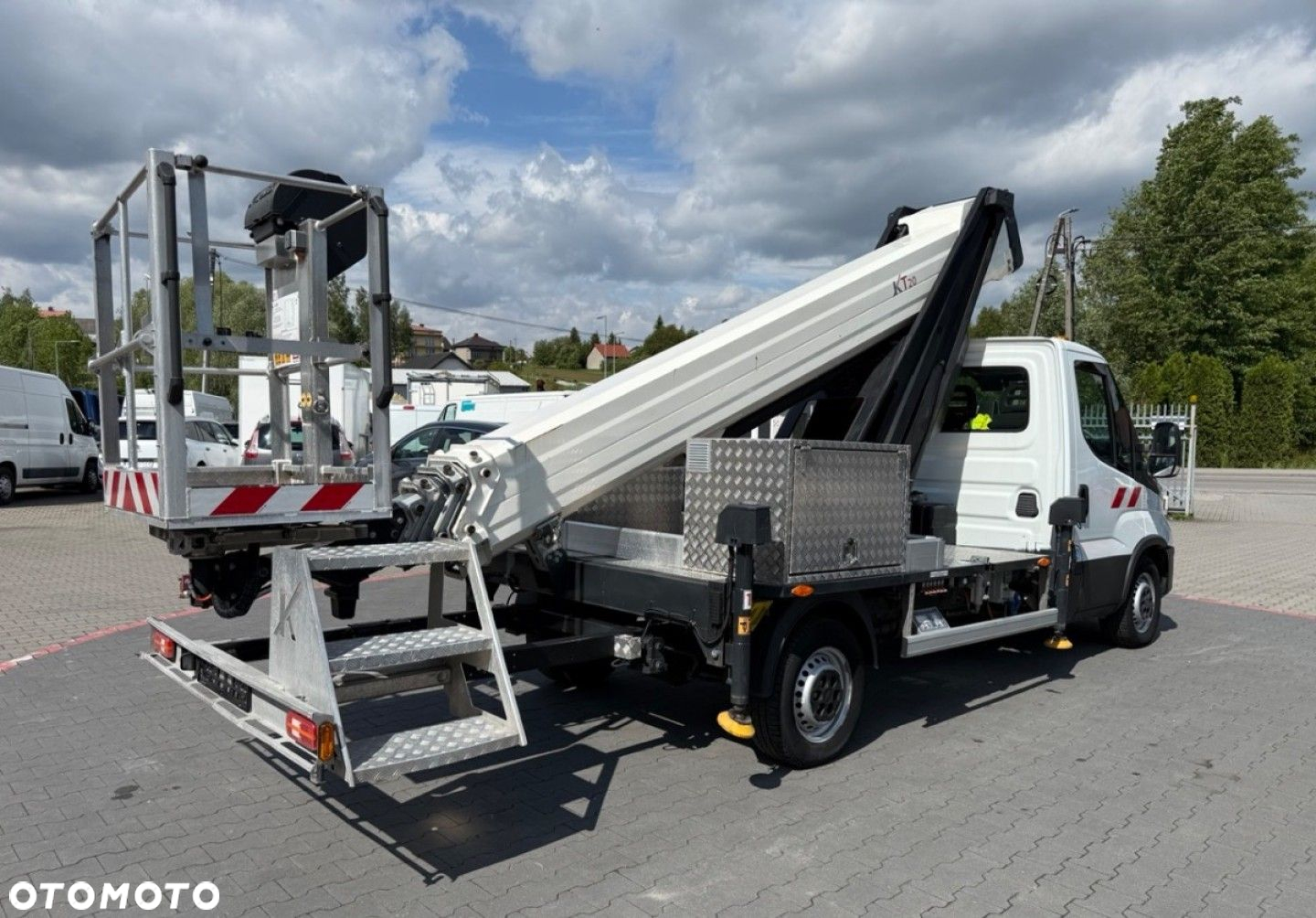 Iveco Iveco DAILY 2023r podnosnik koszowy zwyżka KLUBB  KT20 - 2