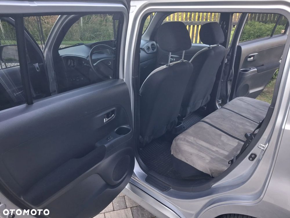Daihatsu Materia 1.5 - 11
