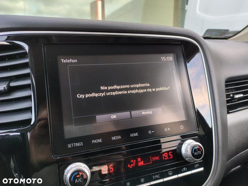 Mitsubishi Outlander - 36