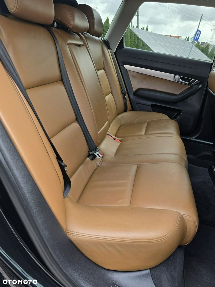 Audi A6 Avant - 25