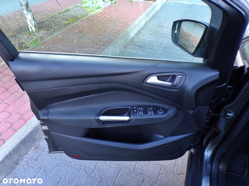 Ford Grand C-MAX 1.5 EcoBoost Start-Stopp-System Titanium - 17