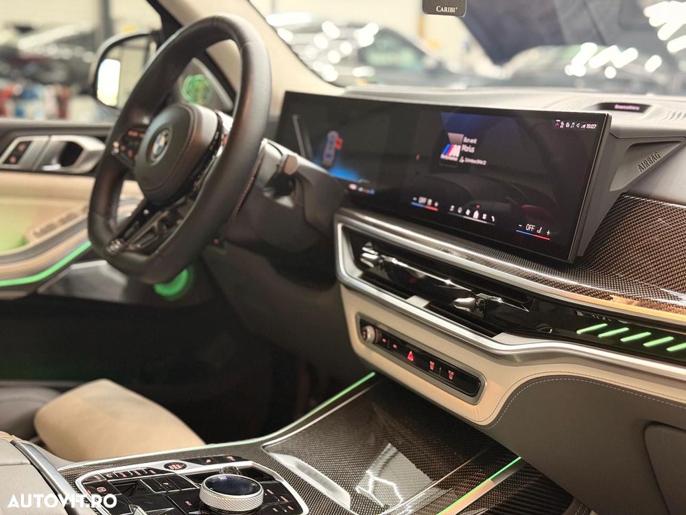 BMW X7 M60i xDrive AT MHEV - 14