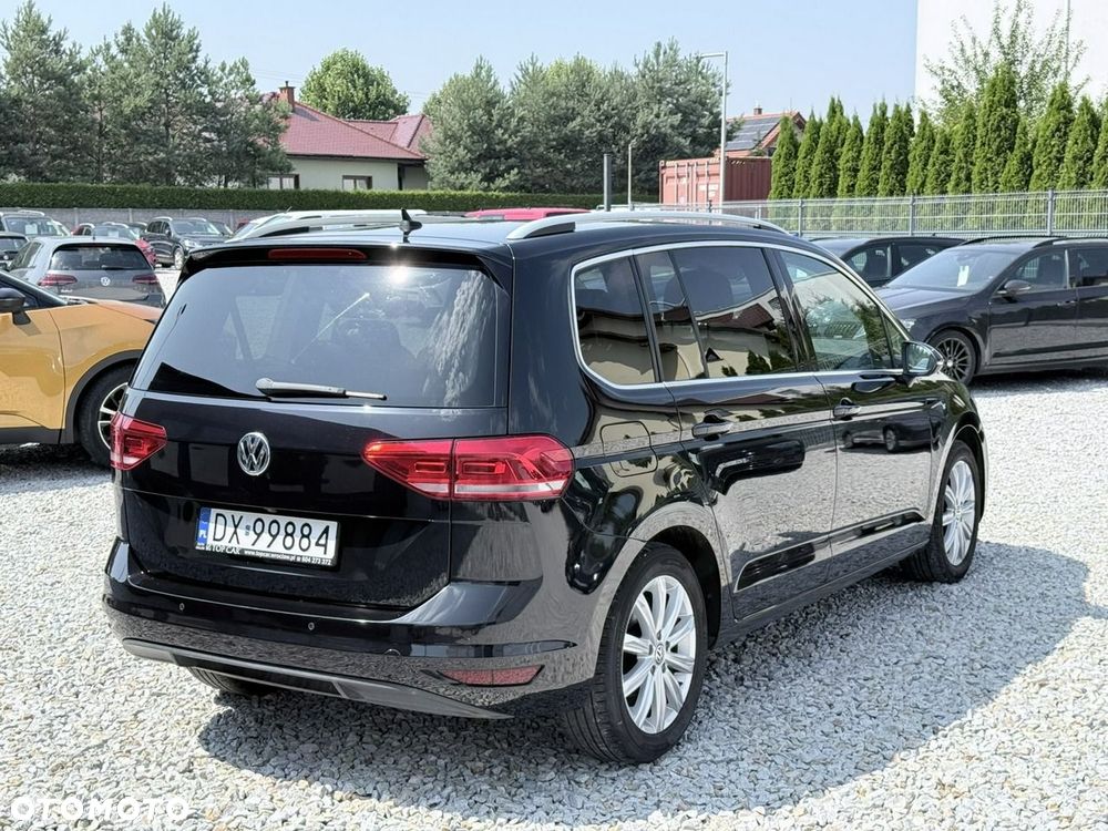 Volkswagen Touran 1.6 TDI BMT Comfortline - 9