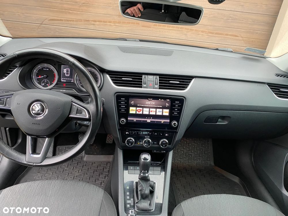 Skoda Octavia 1.8 TSI Style DSG - 6
