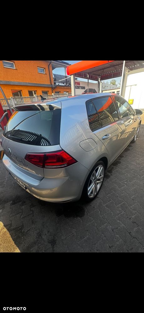 Volkswagen Golf 2.0 TDI BlueMotion Technology Allstar - 4