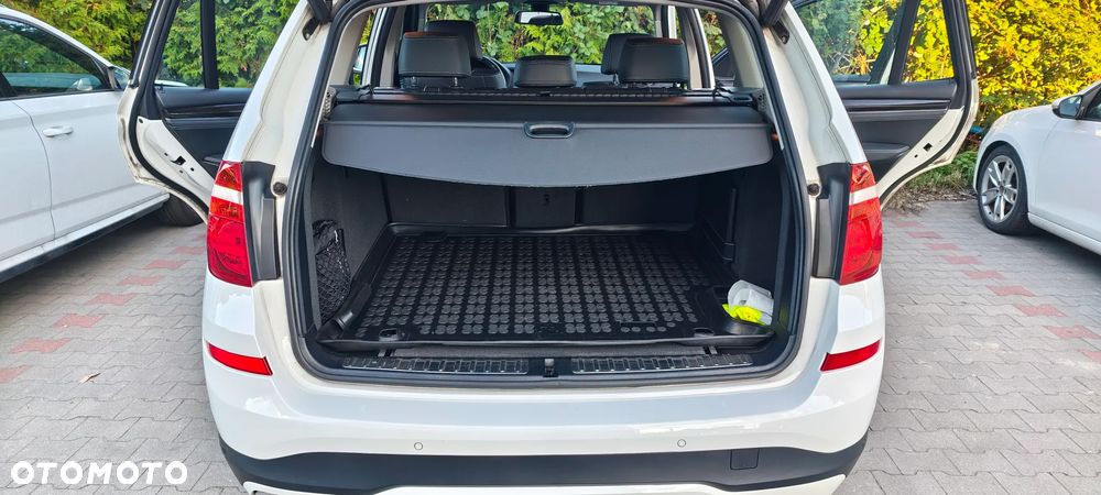 BMW X3 xDrive20d xLine - 16